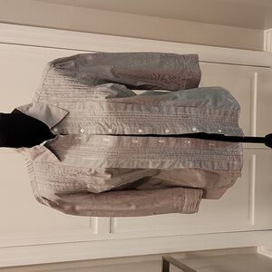 Ladie's button-down Mid-sleeve shirt